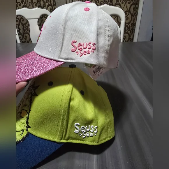 You Pick 1-Disney Grinch Hat One Size Dr. Suess All NWT New - Picture 3 of 5